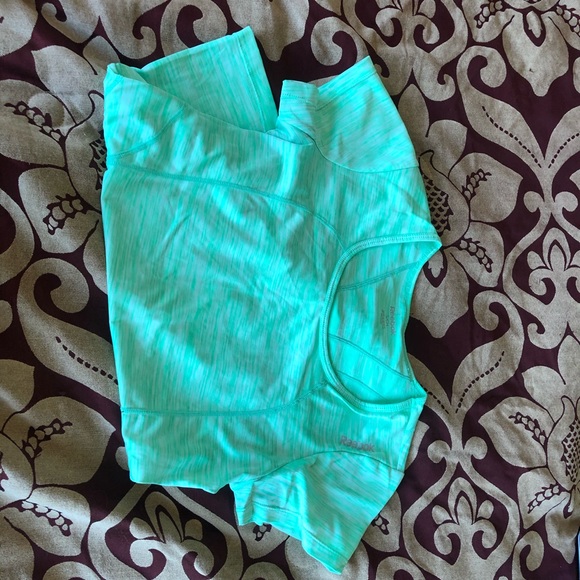 ❌SOLD❌ Reebok Workout Top - Picture 7 of 8